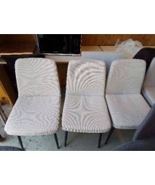 CHAISE BEIGE TAPISSÉE 