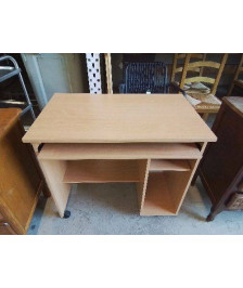 PETIT BUREAU 