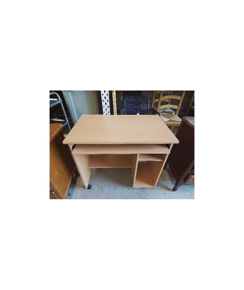 PETIT BUREAU 