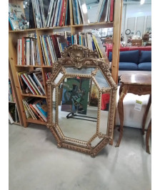 MIROIR A PARCLOSES NAPOLÉON III STYLE LOUIS XV BOIS ET STUC DORE