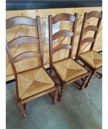 3 CHAISES BOIS CLAIR PAILLÉ A ENTRETOISE DOSSIER 3 BARREAUX CINTRÉ PIEDS BALUSTRE 