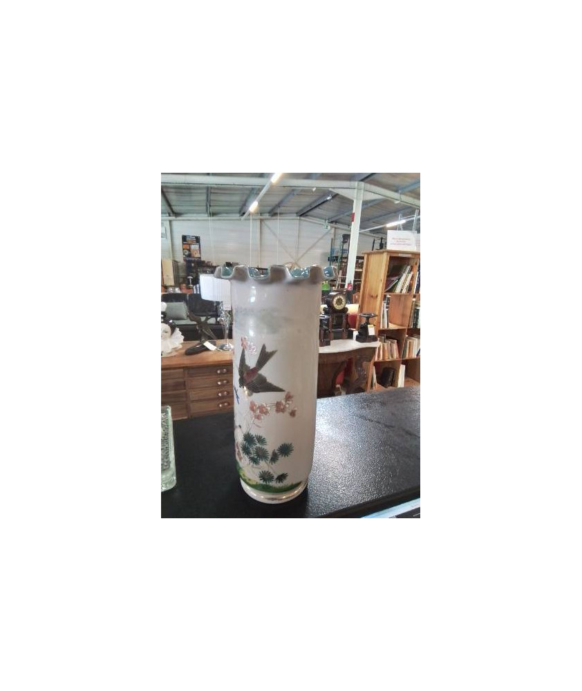 VASE VERRE ÉMAILLÉ A L HIRONDELLE 30,5 CM DÉBUT XXE