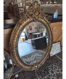 MIROIR OVALE DORÉ STYLE RÉGENCE 