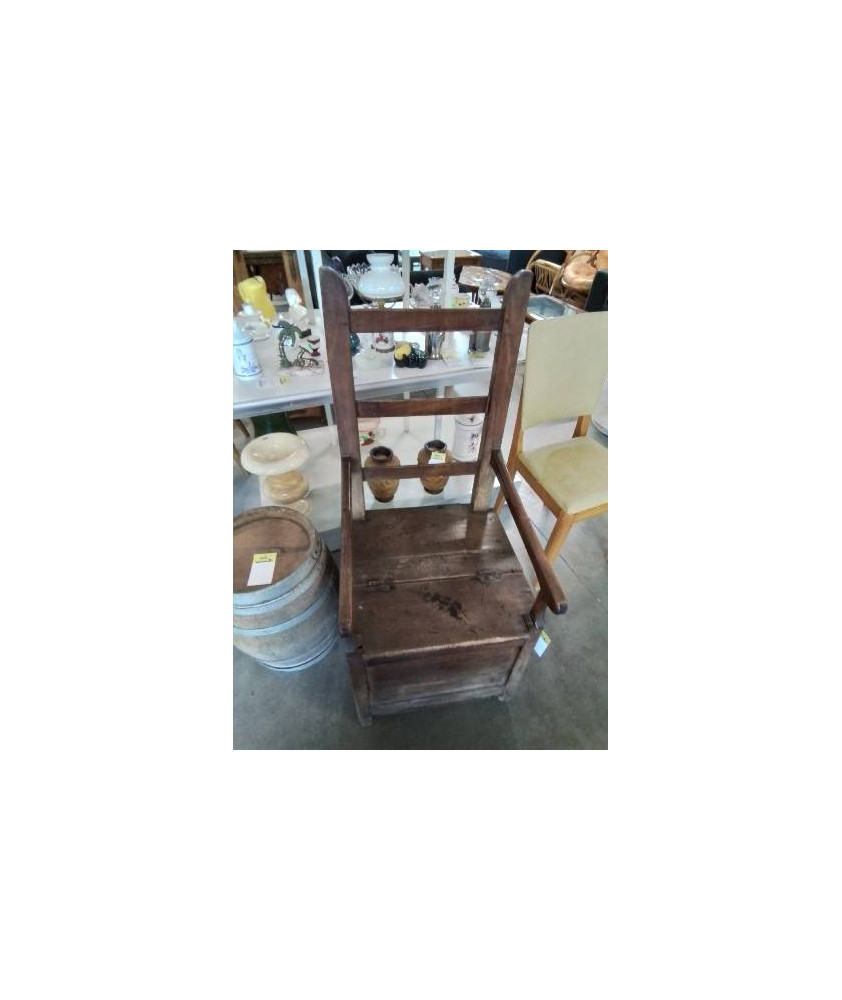 CHAISE COFFRE BOIS FIN XVIIIE DEBUT XIXE