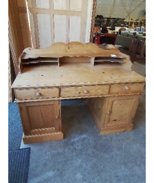 BUREAU RECTANGULAIRE A GRADIN PIN 3 TIROIRS 2 PORTES 