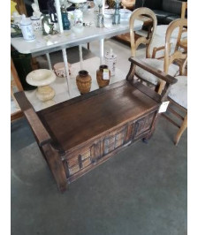 BANC COFFRE BOSI MOULURÉ A ROULETTES 