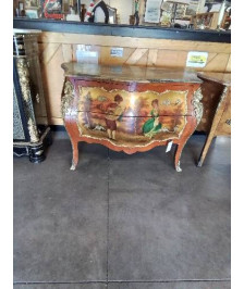 COMMODE STYLE LOUIS XV BOIS DE ROSE GRANITURES  BRONZE 2 TIROIRS A DECOR DE SCÈNE GALANTE PLATEAU MA
