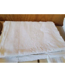 GRANDE NAPPE BRODÉ 