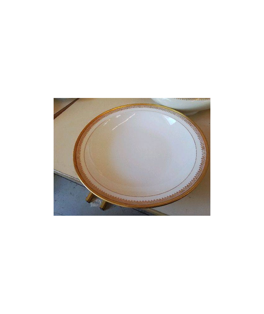 PLAT EN PORCELAINE LISIERE DORÉE