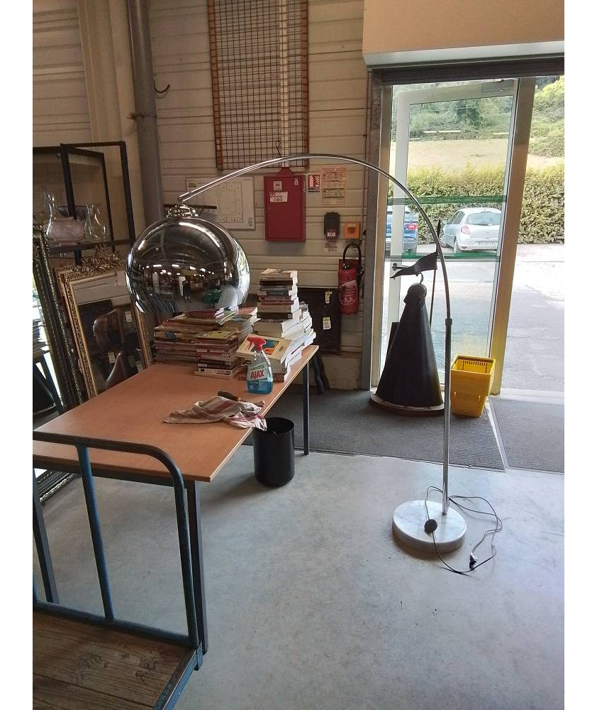 LAMPADAIRE ARC MÉTAL CHROMÉ SOCLE MARBRE BLANC