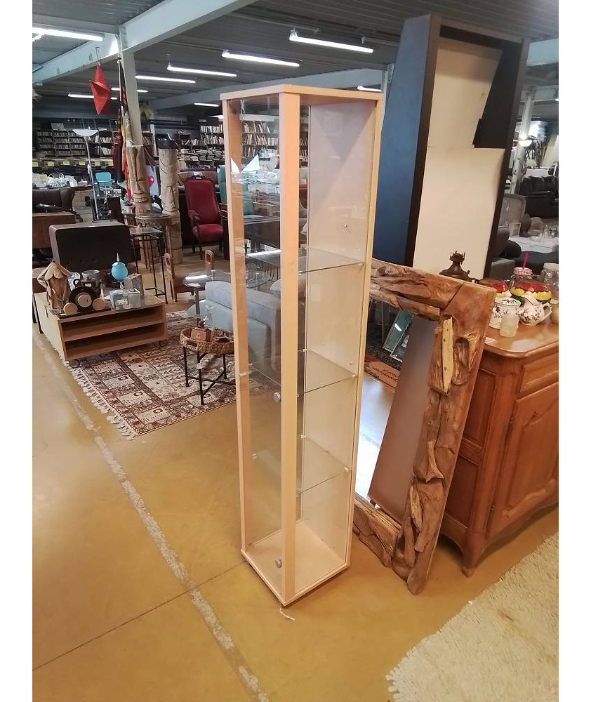 VITRINE