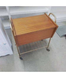 MEUBLE VINTAGE A ROULETTES