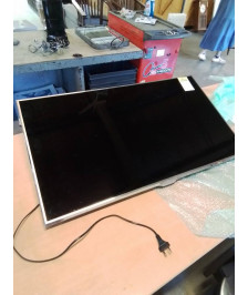 TV LCD A RETROECLAIRAGE LED A SUSPENDRE SAMSUNG UE40D800 101CM