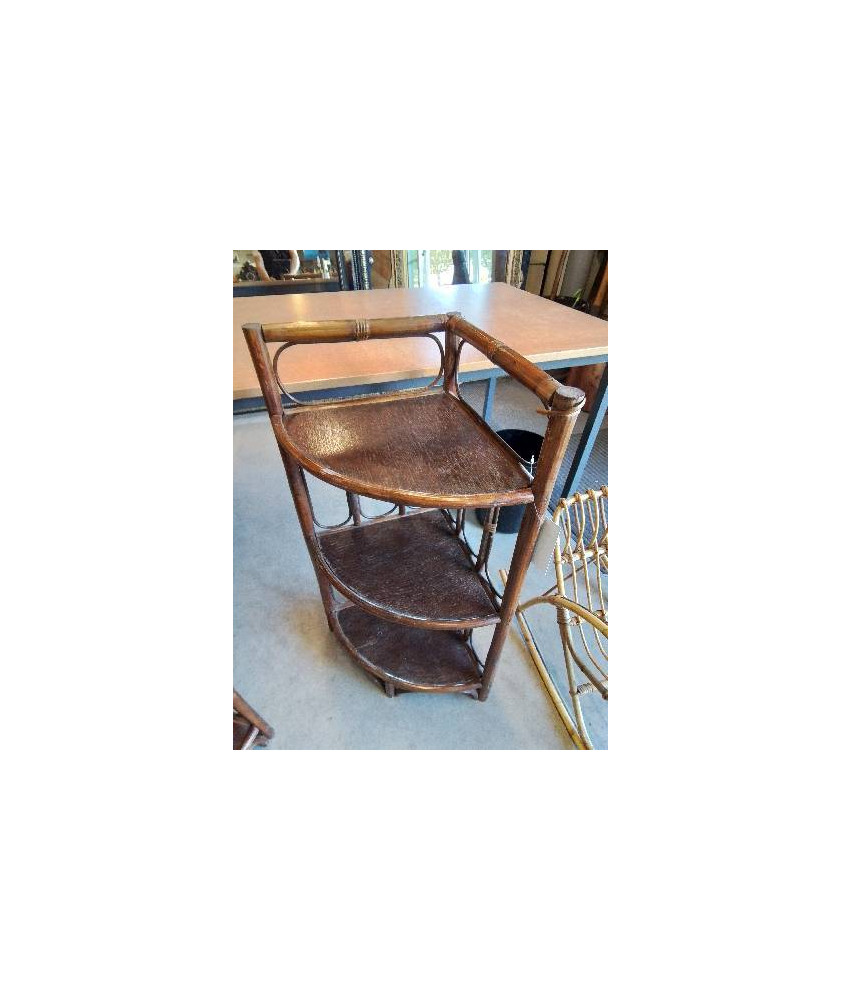 ÉTAGÈRE D’ANGLE ROTIN ET VANNERIE 3 TABLETTES ANNÉES 60