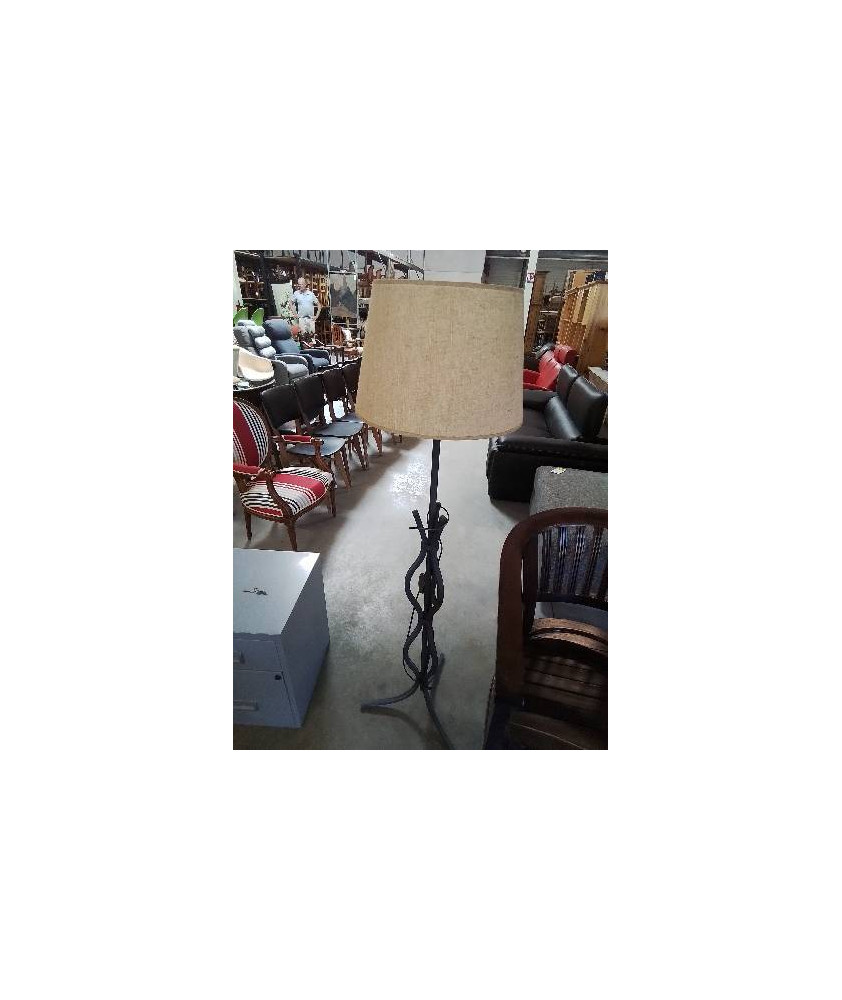 LAMPADAIRE MÉTAL NOIR AJ ÉCRU 