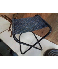 TABOURET PLIANT