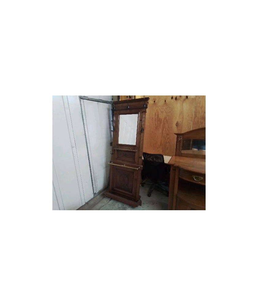 VESTIAIRE EN BOIS MASSIF