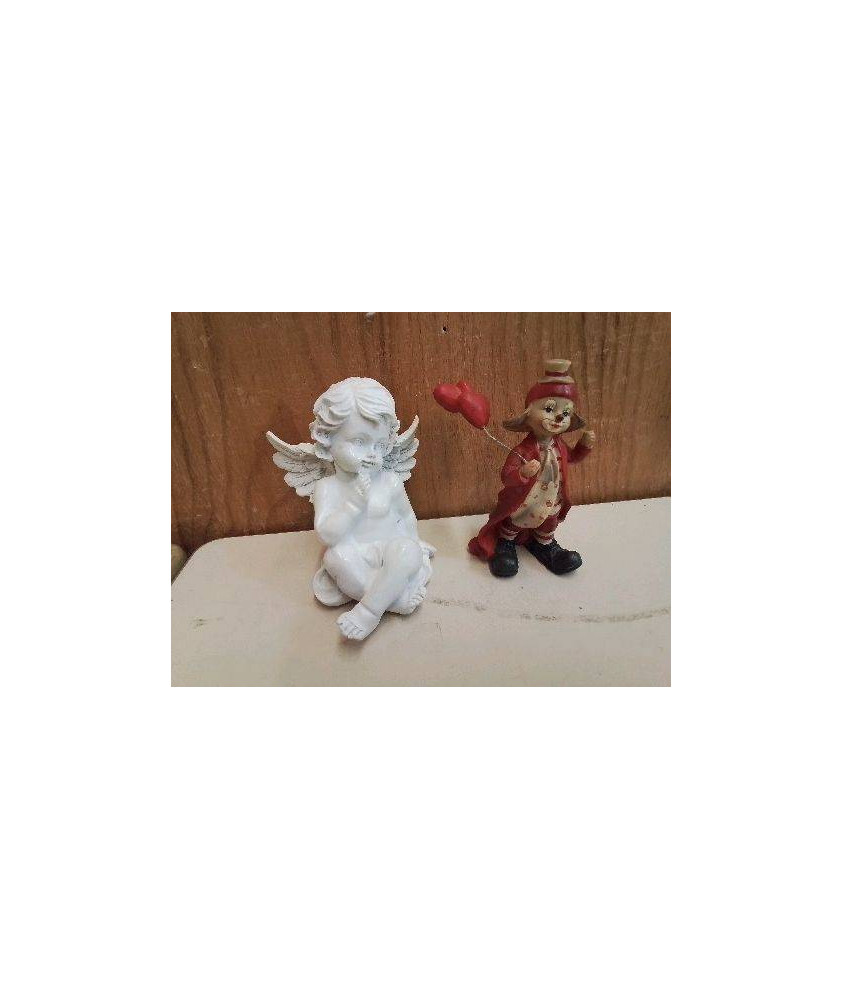 FIGURINE 