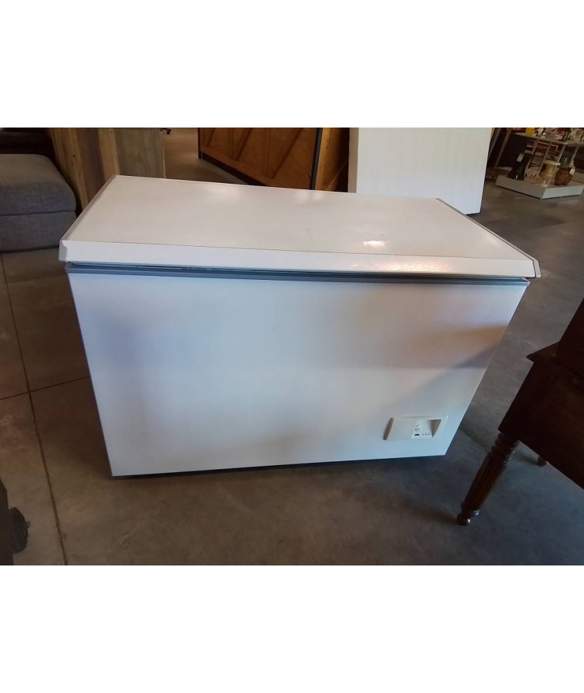CONGÉLATEUR COFFRE SELNOR 27O LITRES 
