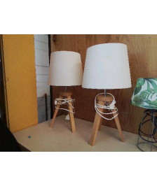 LAMPE A POSER PIETTEPENT EN FRÊNE 