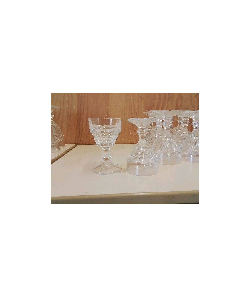 VERRE A LIQUEUR