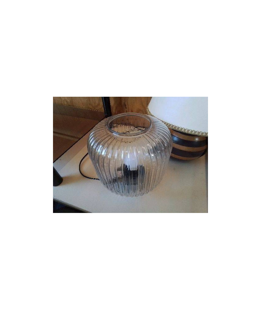 LAMPE A POSER