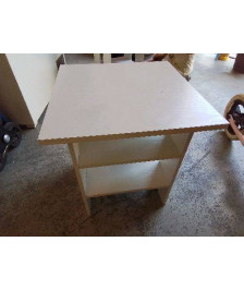TABLE DE CHEVET