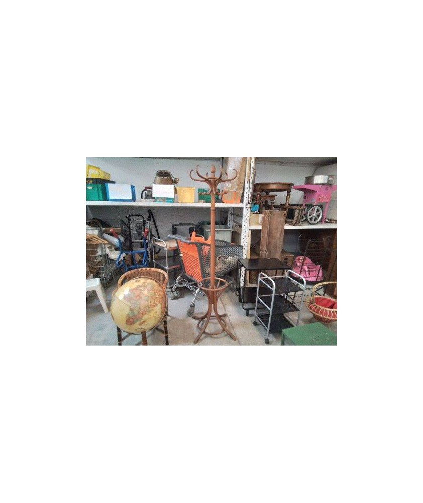 PORTE MANTEAU EN BOIS 