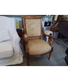 FAUTEUIL STYLE LOUIS XVI