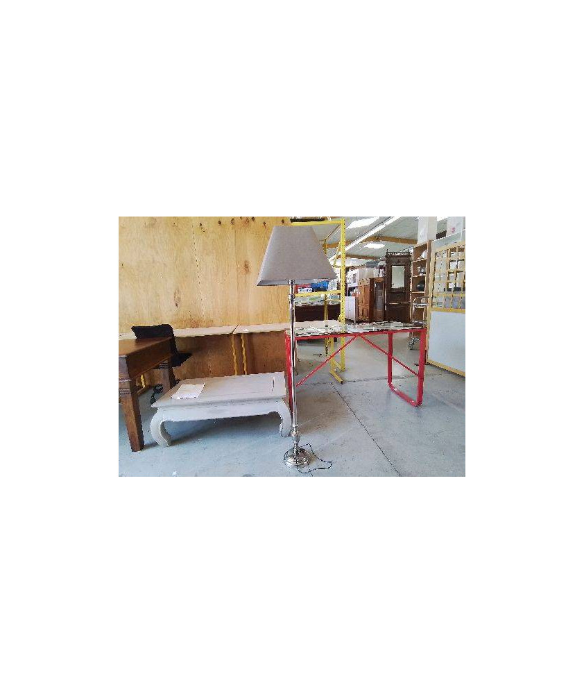 LAMPADAIRE MODERNE 
