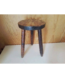 TABOURET TRÉPIED RUSTIQUE 