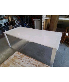 TABLE DE SALLE A MANGER BLANCHE METALIQUE 
