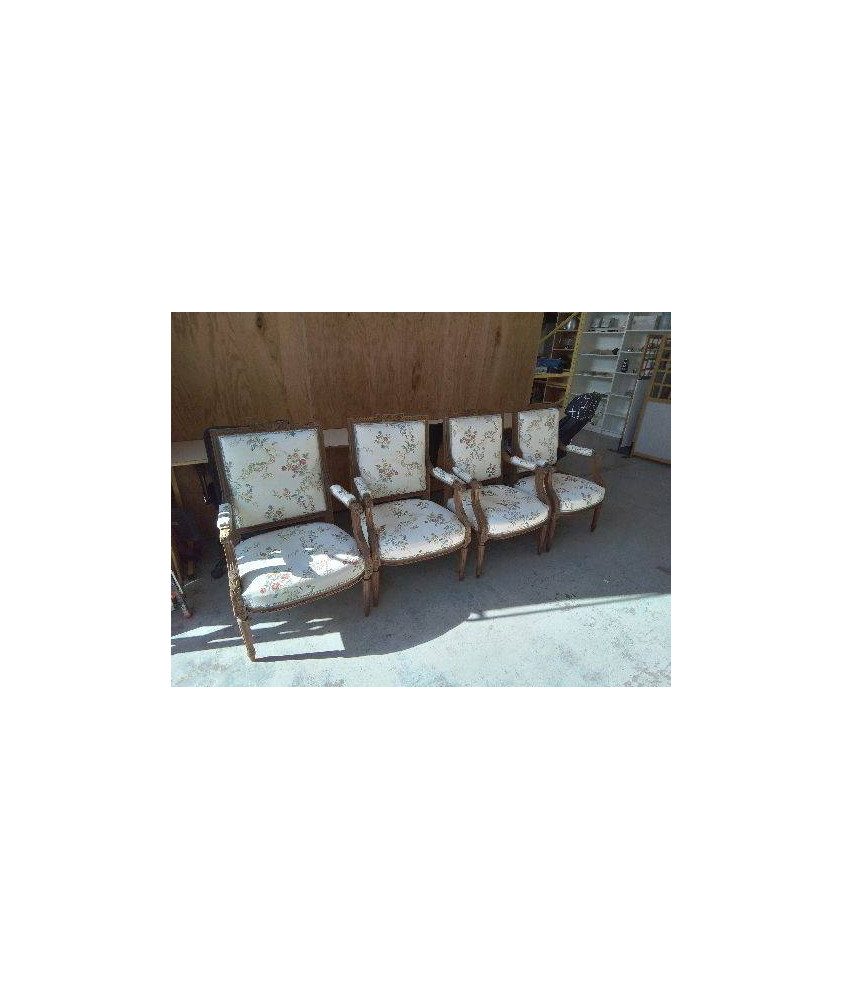 FAUTEUIL TAPISSÉE STYLE LOUIS XVI 