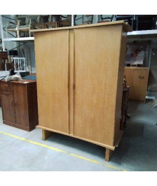 ARMOIRE VINTAGE DESIGN