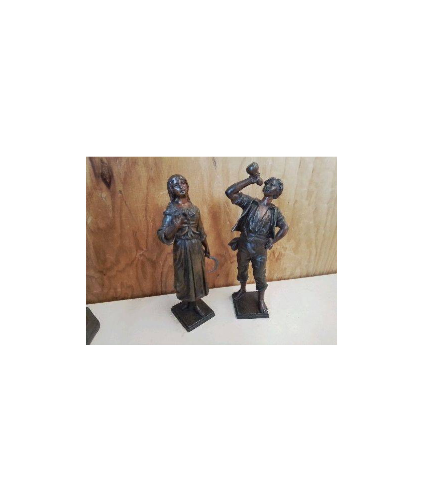 STATUETTE EN REGUL