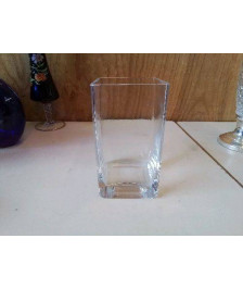 VASE EN VERRE
