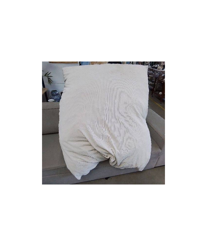 POUF TRES GRAND MODELE 