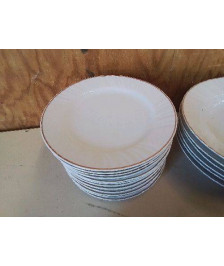 LOT DE 6 ASSIETTES A DESSERT EN PORCELAINE