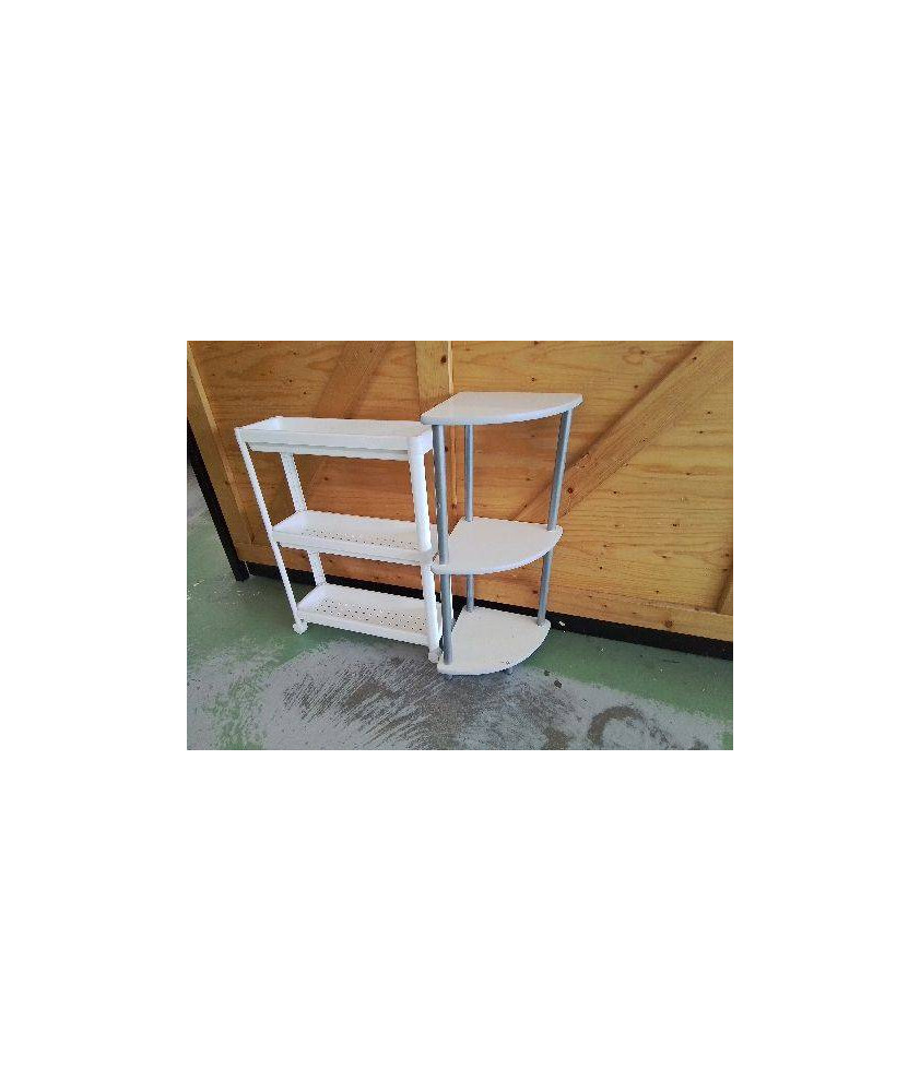 PETITE ETAGERE D’ANGLE