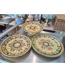PLAT HENRIOT QUIMPER MOTIF FLORAL 