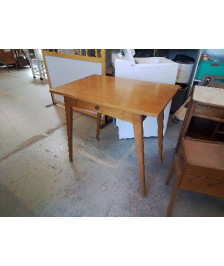 PETITE TABLE DESIGN SCANDINAVE ANNEE 60