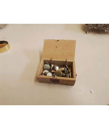 COFFRET DE BOUTONS DE MANCHETTES