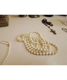 COLLIER DE PERLES SYNTHÉTIQUE 