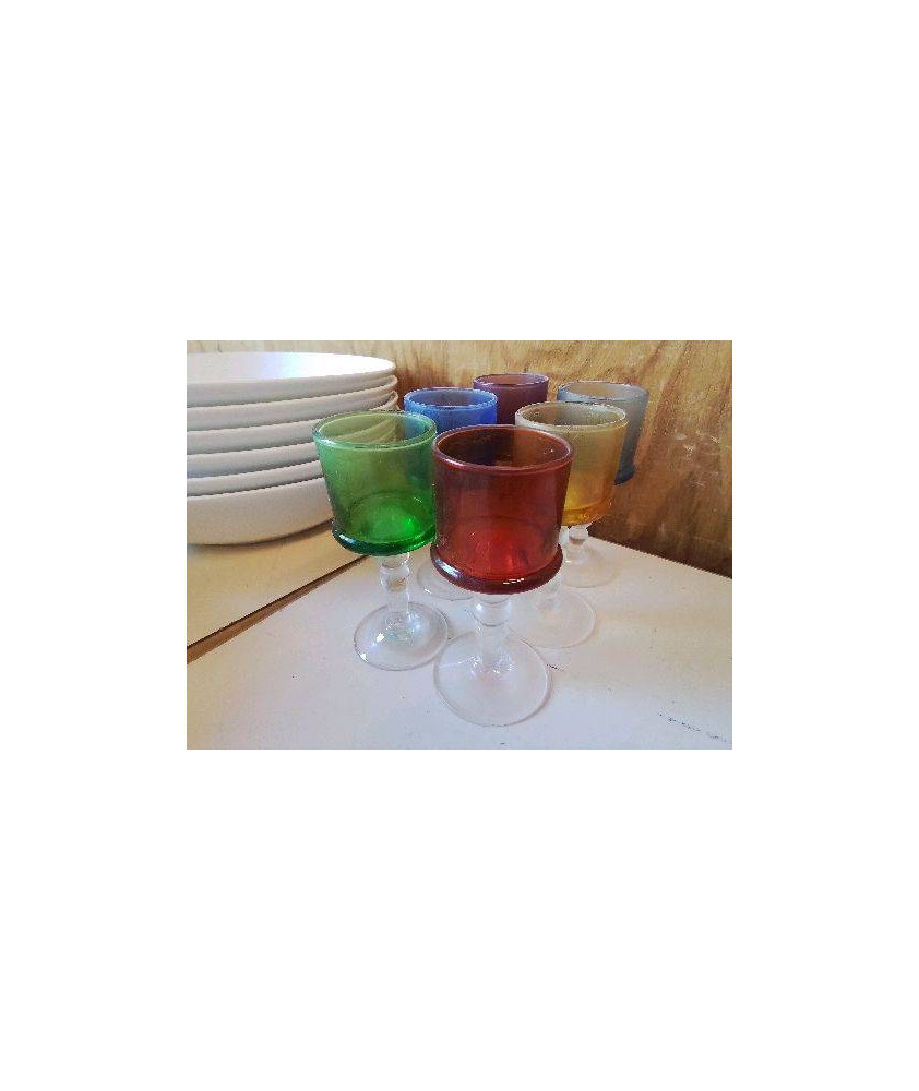 LOT DE 6 VERRES A LIQUEUR COLORÉ 