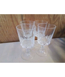 LOT DE 4 VERRES EN CRISTAL 