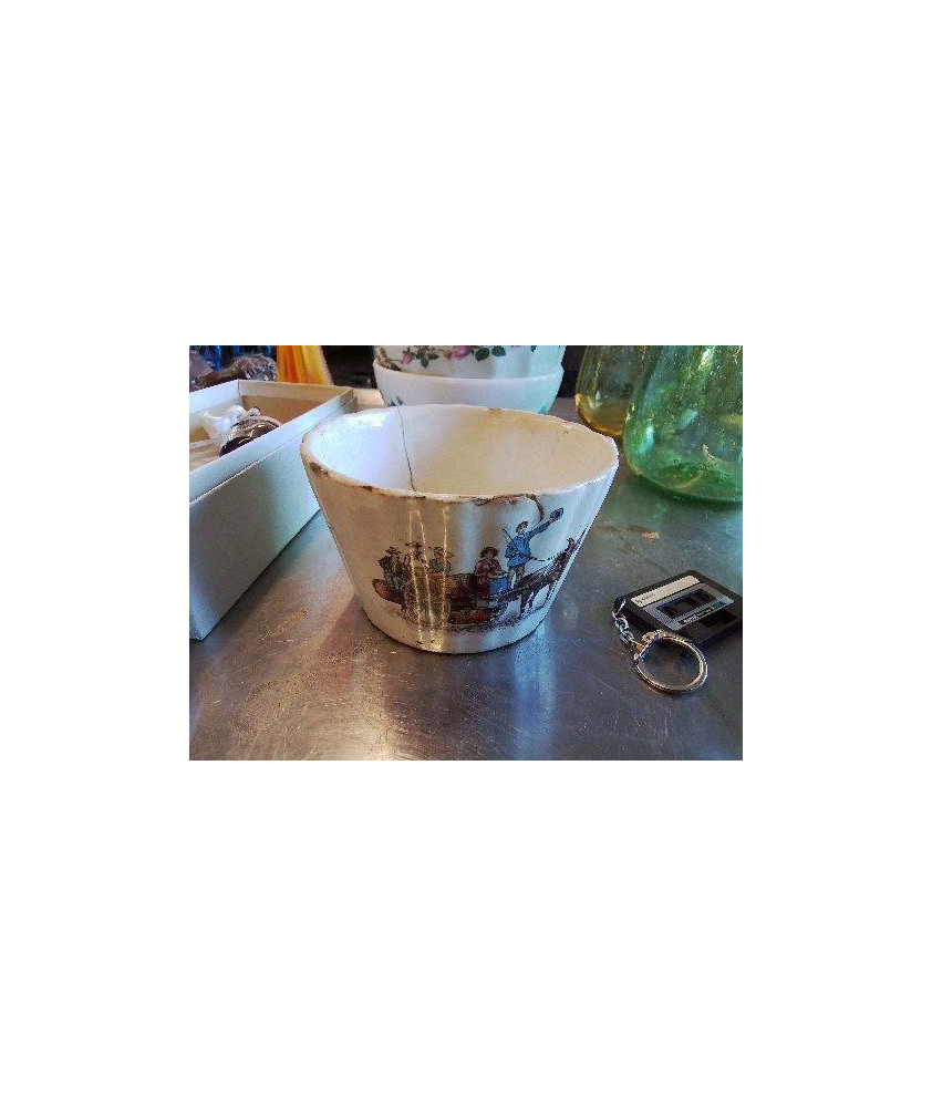 TASSE ANCIENNE 