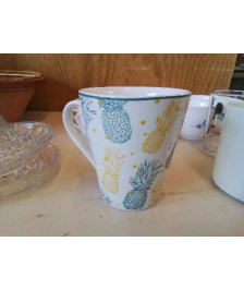 TASSE AVEC ANANAS 