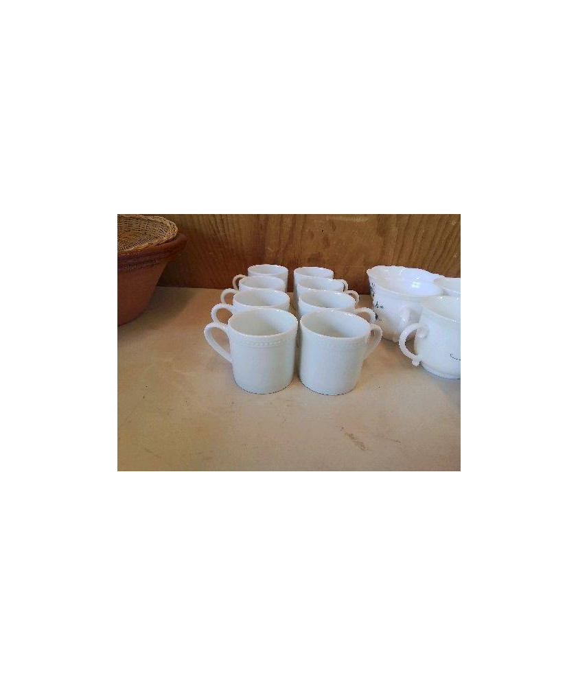 LOT DE 8 TASSES 