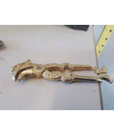 CASSE NOIX DORÉ TÊTE D’OISEAU 