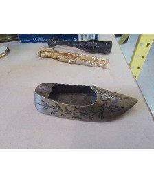CENDRIER BABOUCHE EN LAITON 
